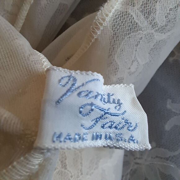 Vintage Vanity Fair Sz 32 Long Double Chiffon Robe & Sheer Lace  Romantic Flowy - Picture 3 of 16